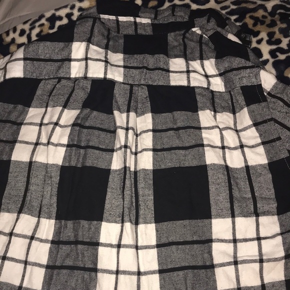 Collared Plaid Shirt - Picture 4 of 4